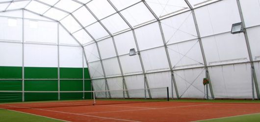structures sportives couverture terrain de tennis